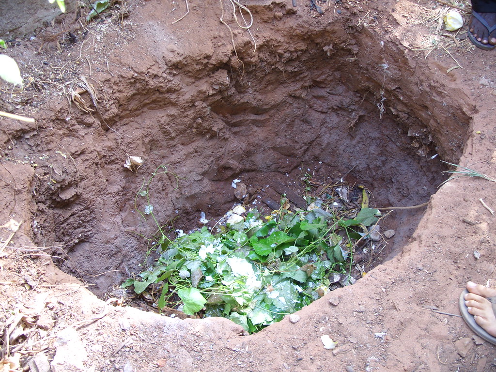 in ground pit composting of leaves